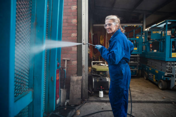 Best Garage Pressure Washing  in Littlerock, CA